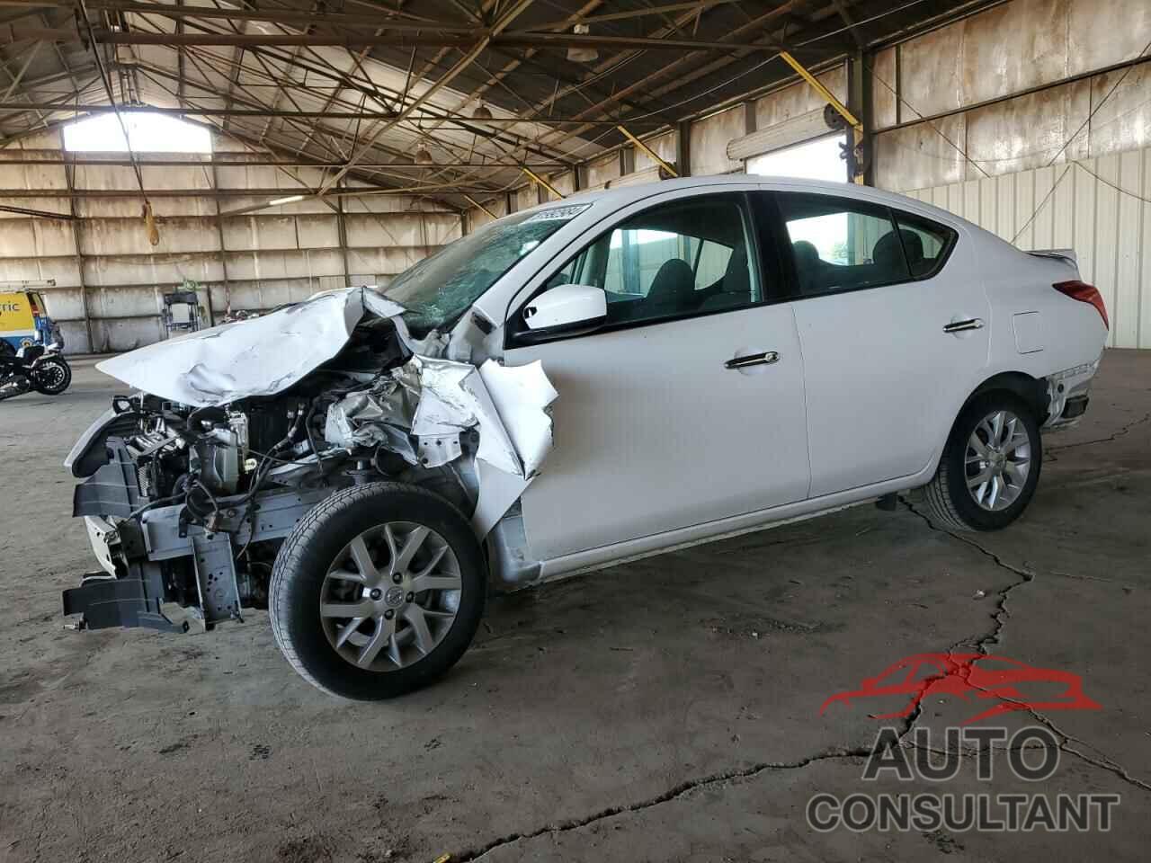 NISSAN VERSA 2018 - 3N1CN7AP6JL878879