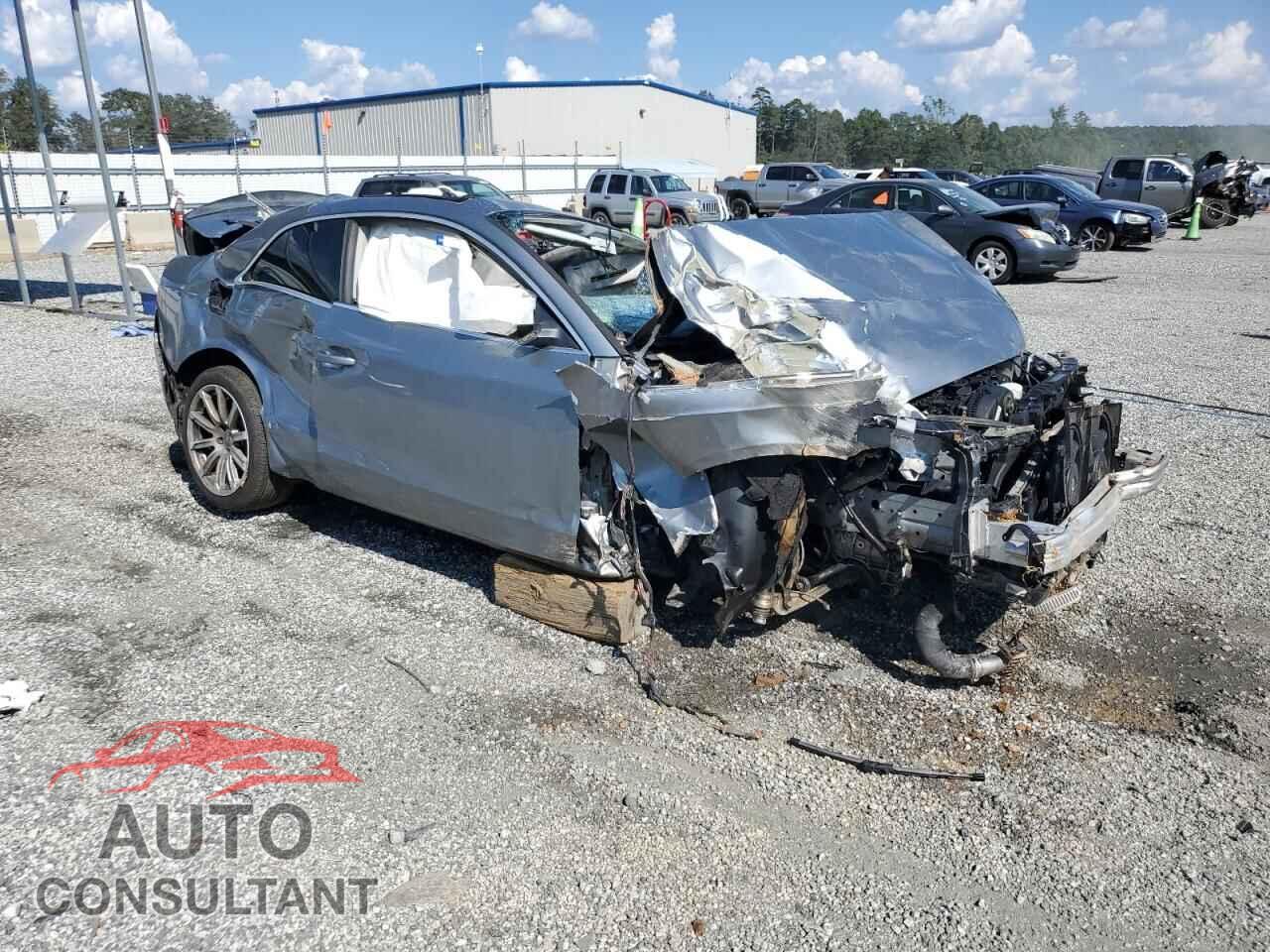 AUDI A5 2011 - WAURFAFR8BA063374