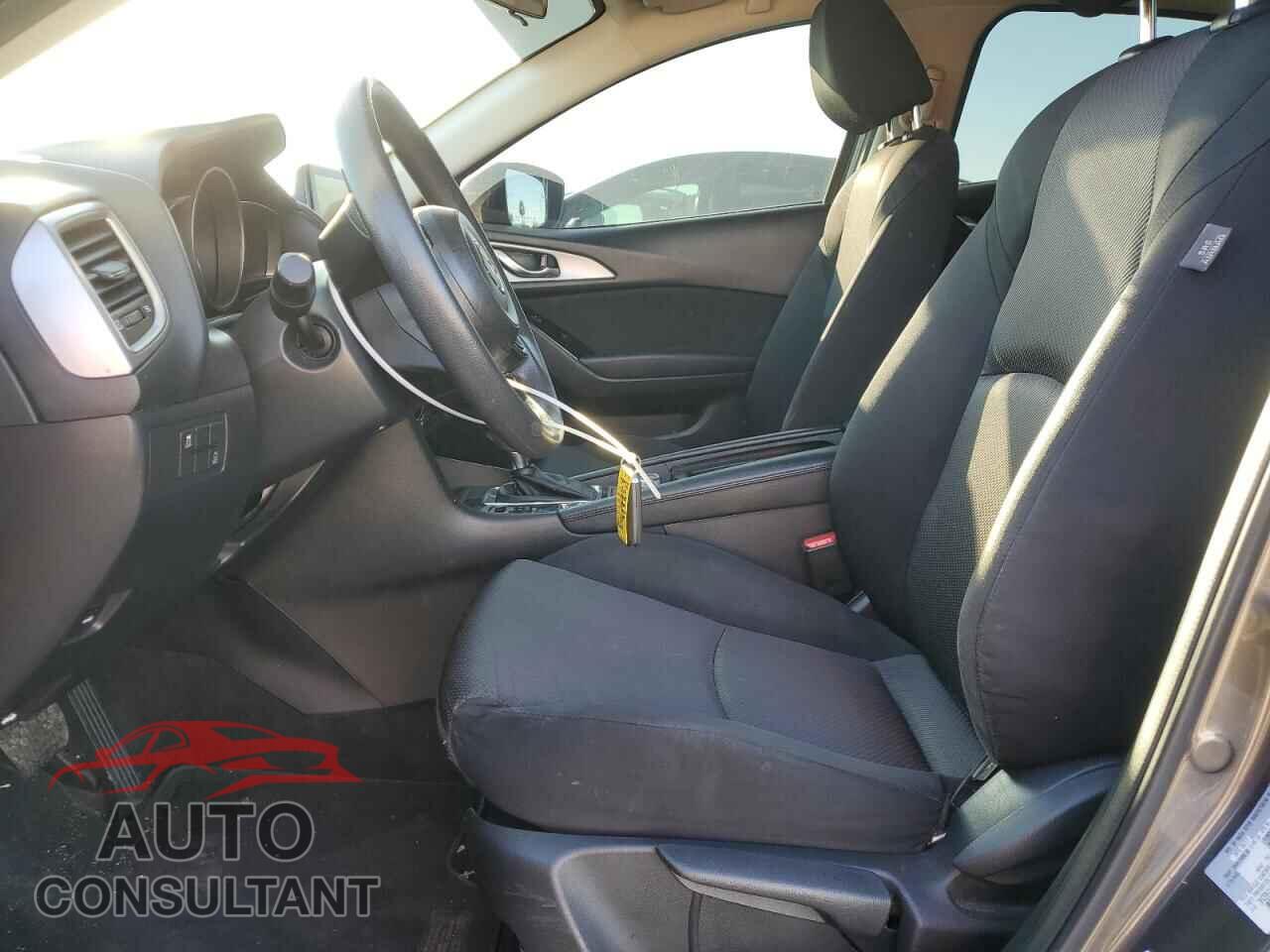 MAZDA 3 2017 - 3MZBN1U79HM150038