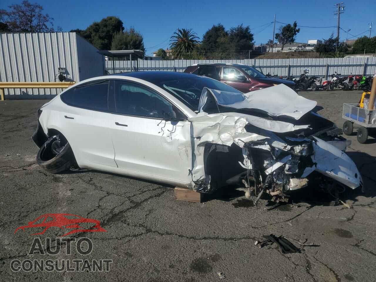 TESLA MODEL 3 2022 - 5YJ3E1ECXNF266786