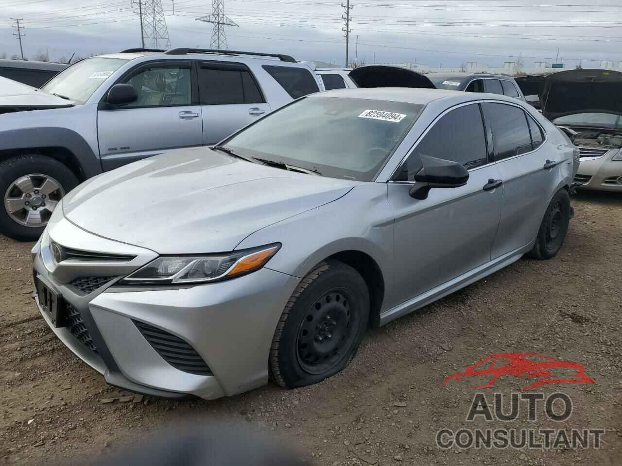 TOYOTA CAMRY 2018 - 4T1B11HK1JU520621