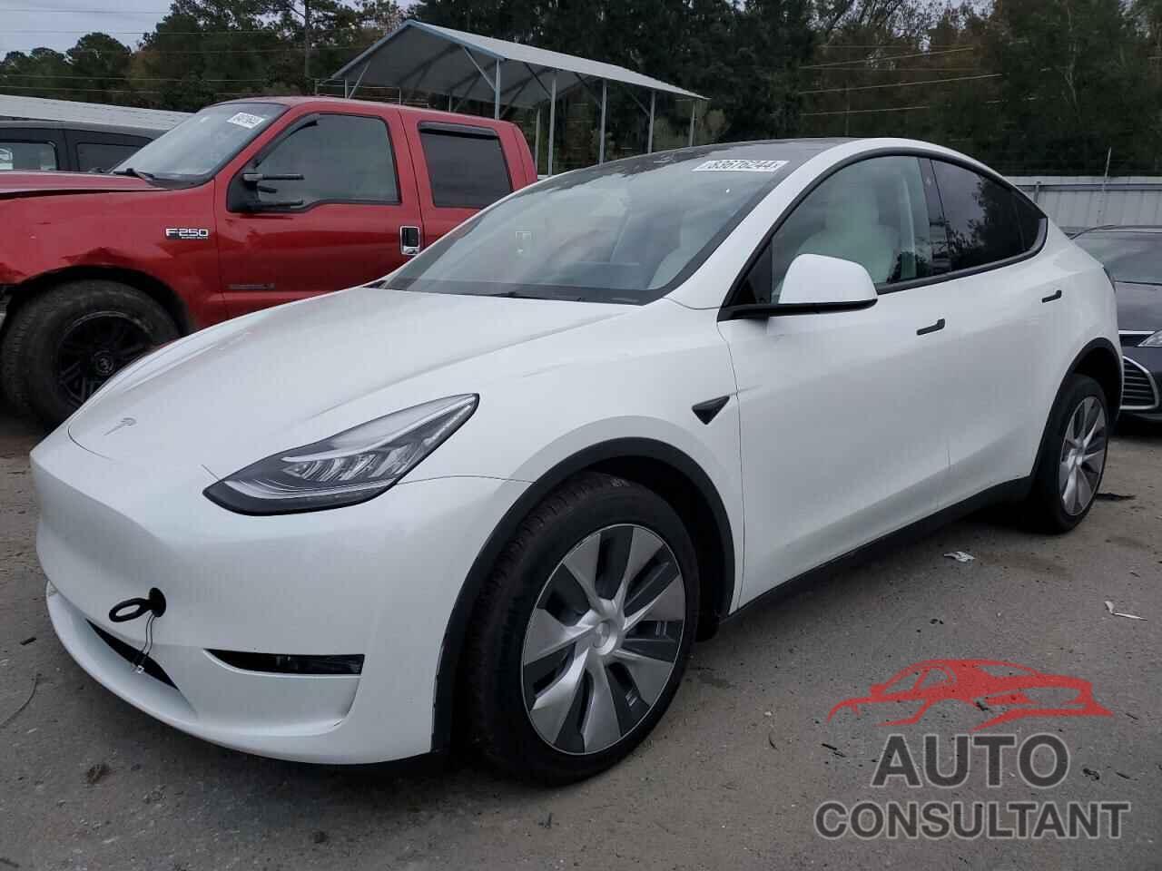 TESLA MODEL Y 2023 - 7SAYGDEE9PF610410