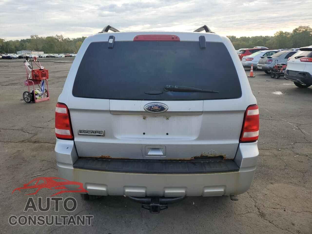 FORD ESCAPE 2011 - 1FMCU9D76BKB69620