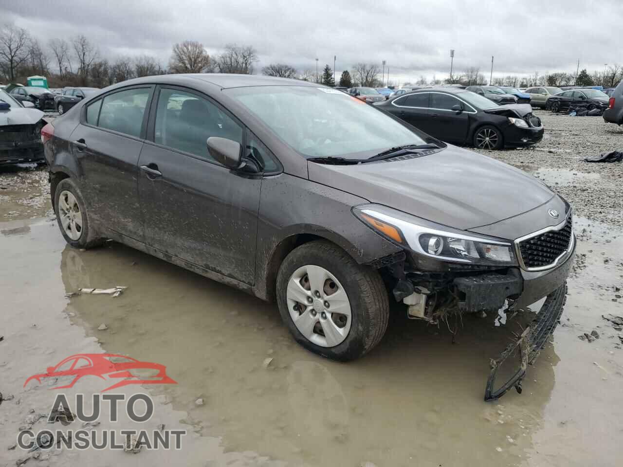 KIA FORTE 2018 - 3KPFK4A75JE166594
