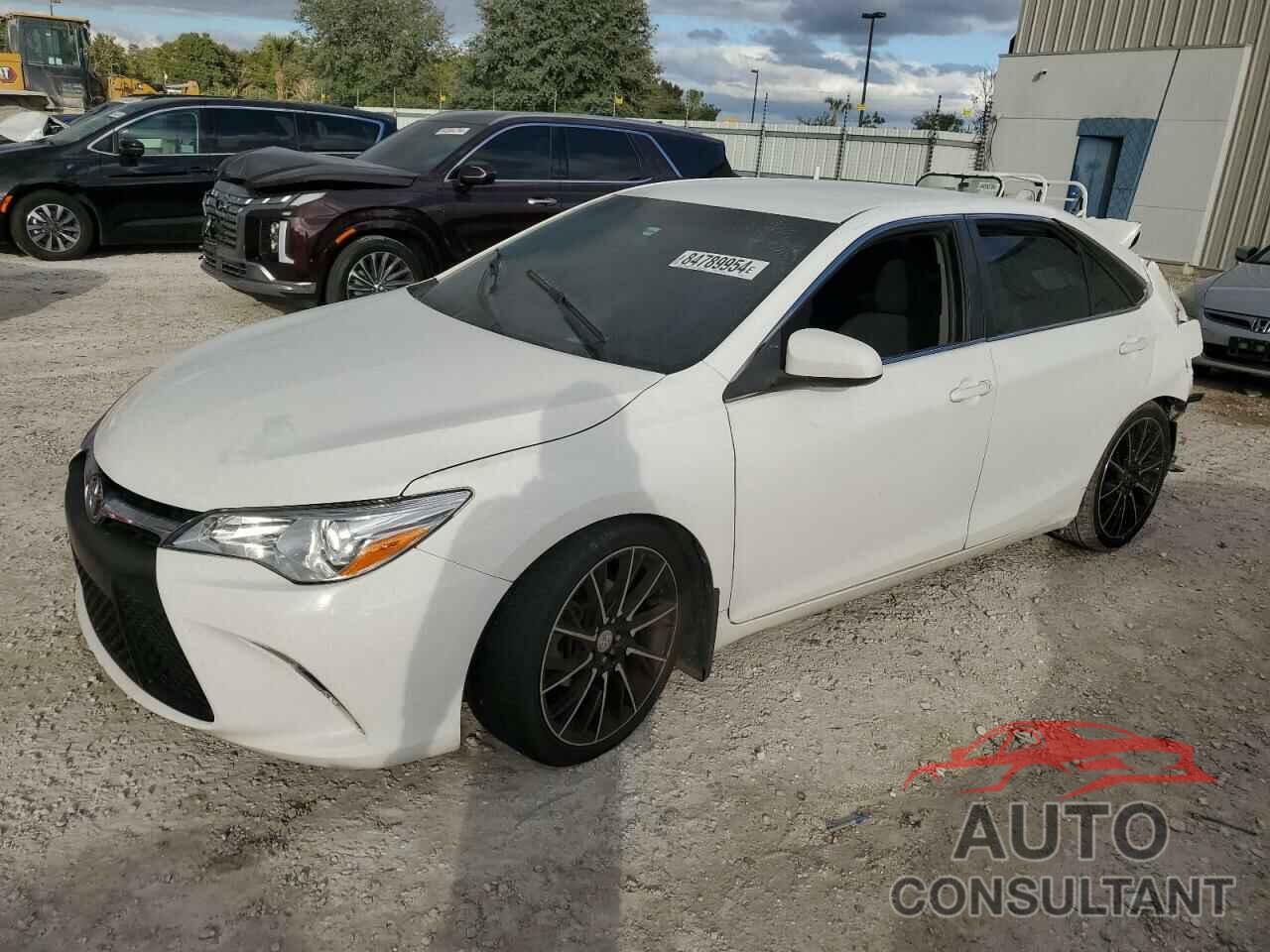 TOYOTA CAMRY 2017 - 4T1BF1FK2HU354768