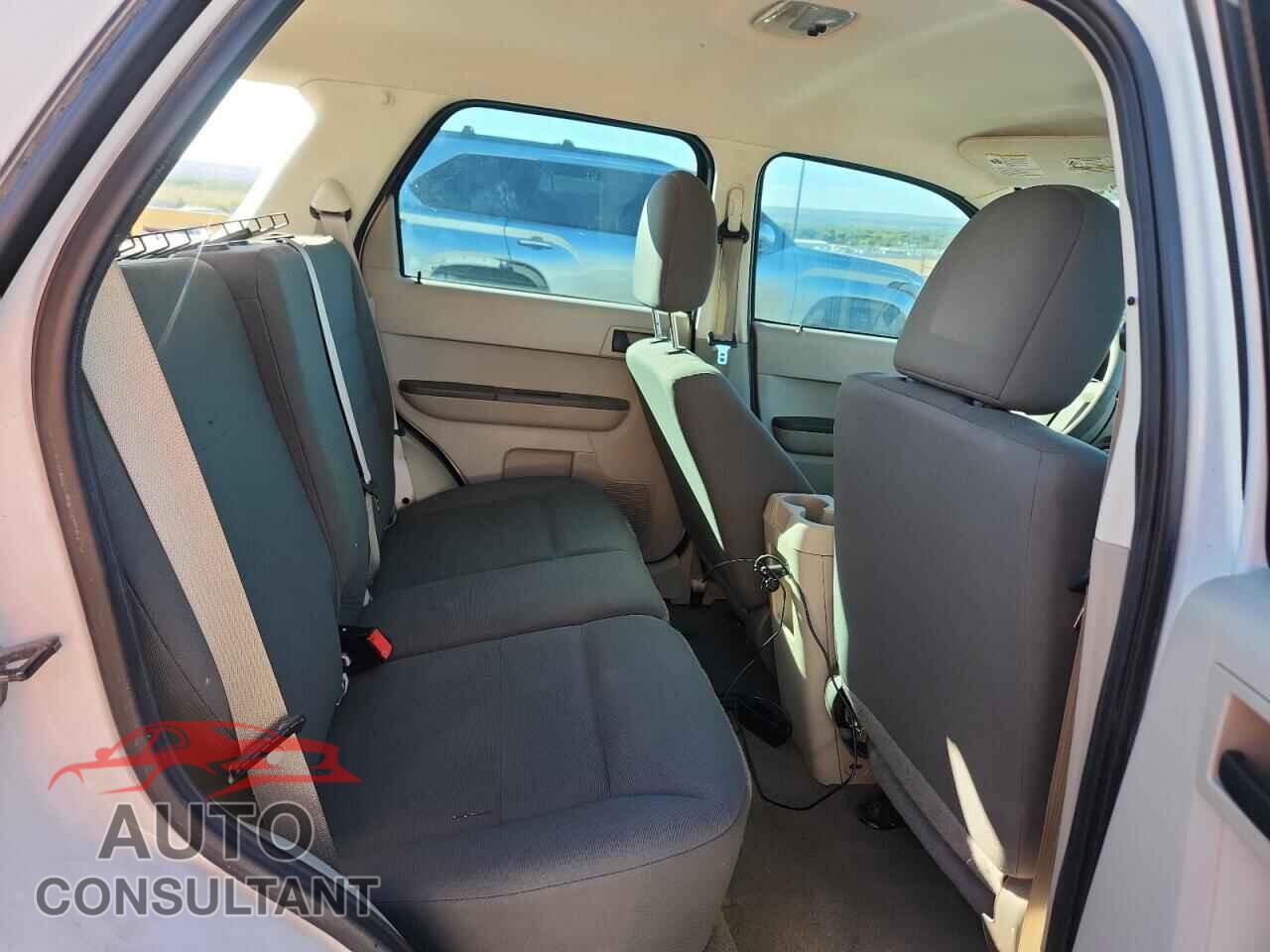 FORD ESCAPE 2011 - 1FMCU9C70BKA09623