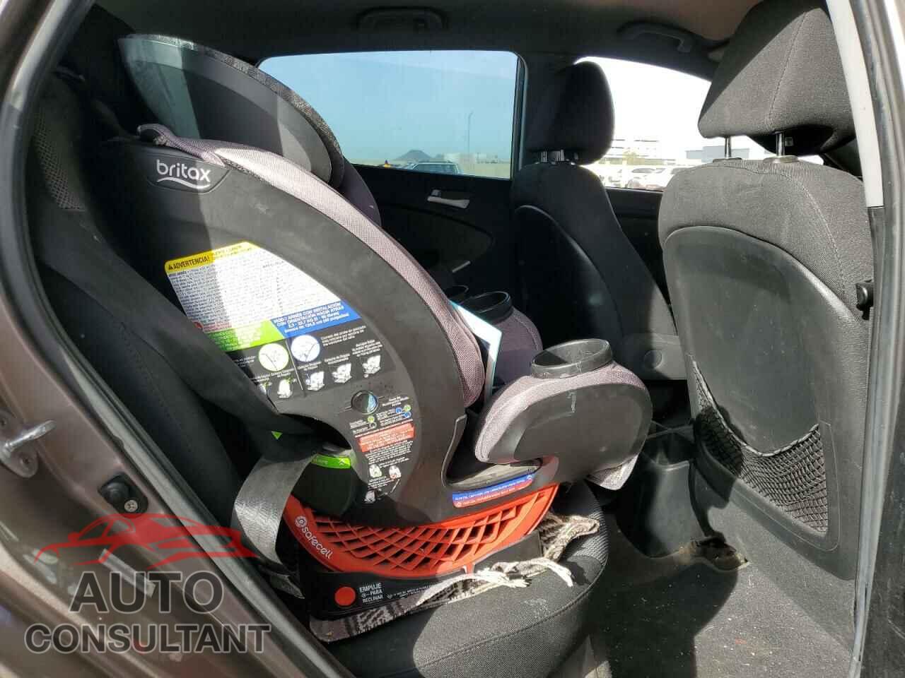 HYUNDAI ACCENT 2012 - KMHCT5AE0CU022164