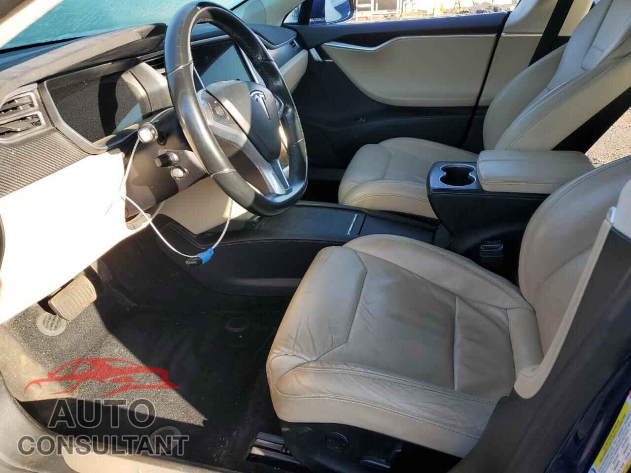 TESLA MODEL S 2017 - 5YJSA1E21HF192502