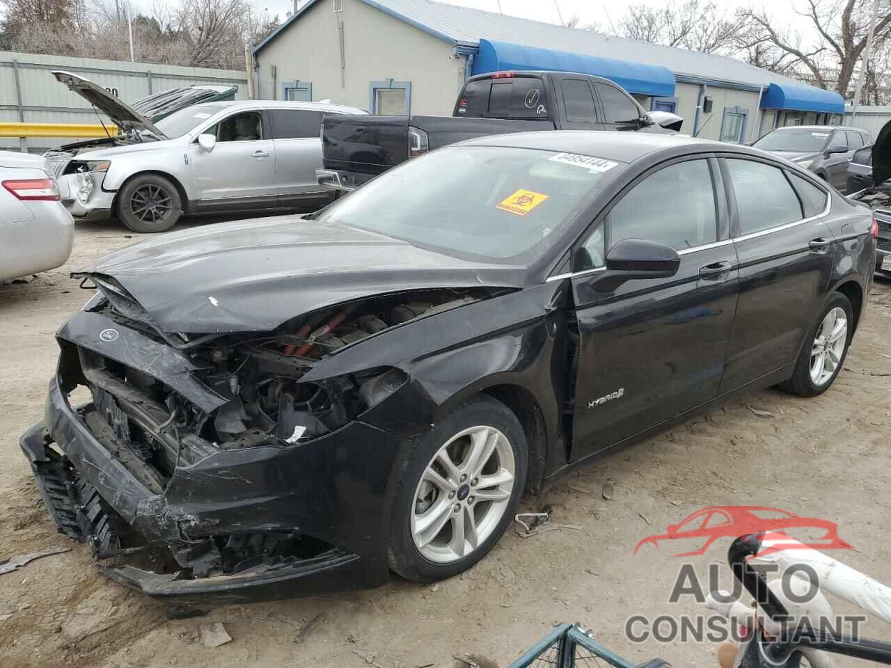FORD FUSION 2018 - 3FA6P0LU3JR226125