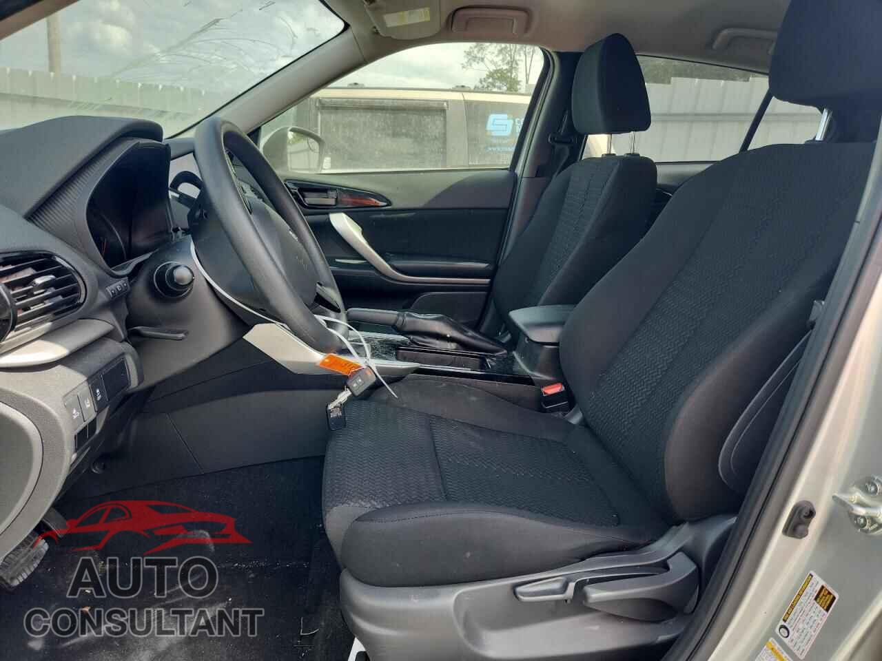 MITSUBISHI ECLIPSE 2023 - JA4ATUAA8PZ000435