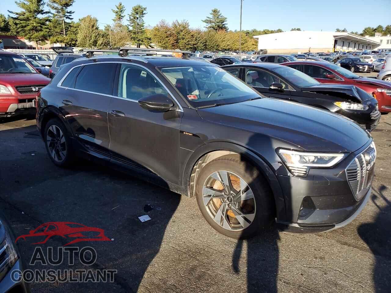AUDI E-TRON 2021 - WA1AAAGE9MB005436