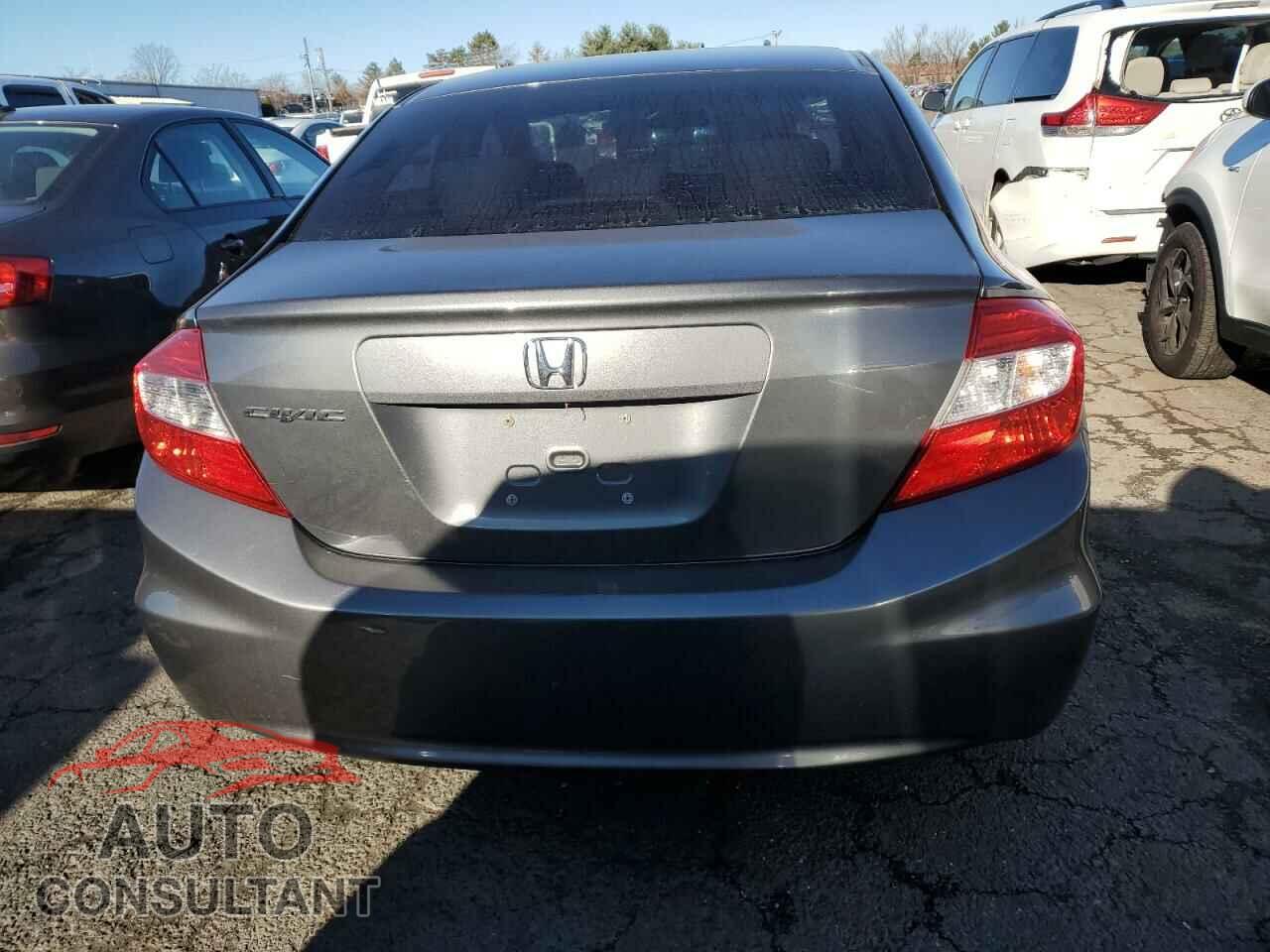 HONDA CIVIC 2012 - 2HGFB2F82CH517721