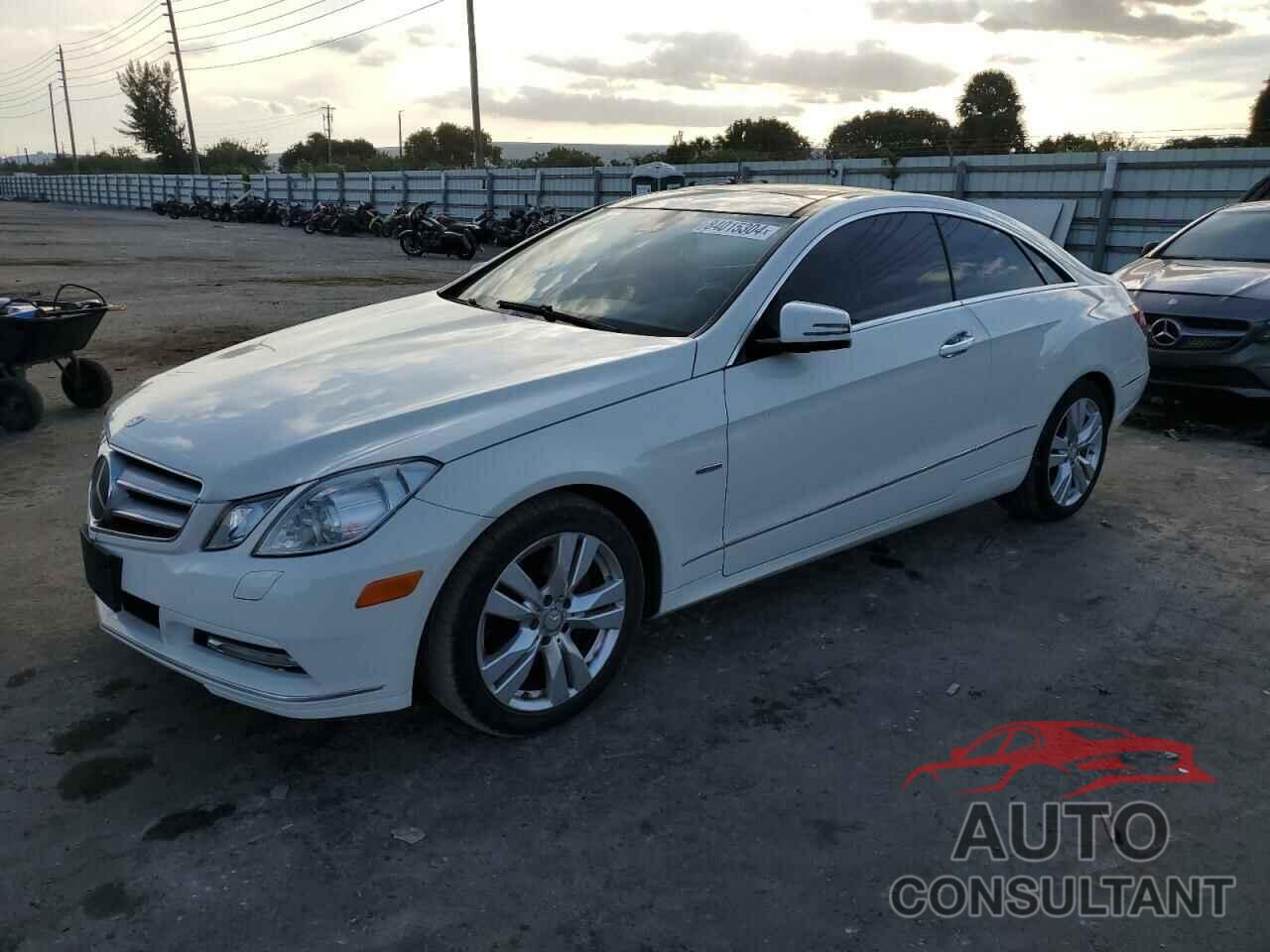 MERCEDES-BENZ E-CLASS 2012 - WDDKJ5KB5CF154924