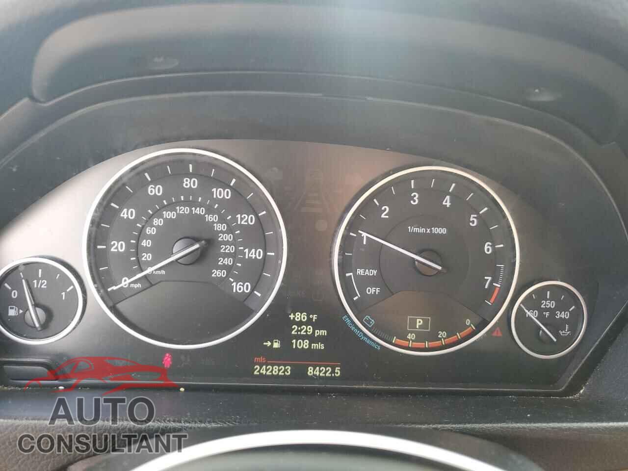 BMW 3 SERIES 2013 - WBA3B9G54DNR89665