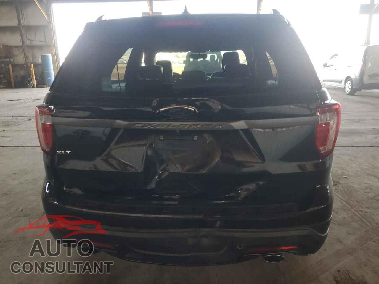 FORD EXPLORER 2018 - 1FM5K7D85JGA81087