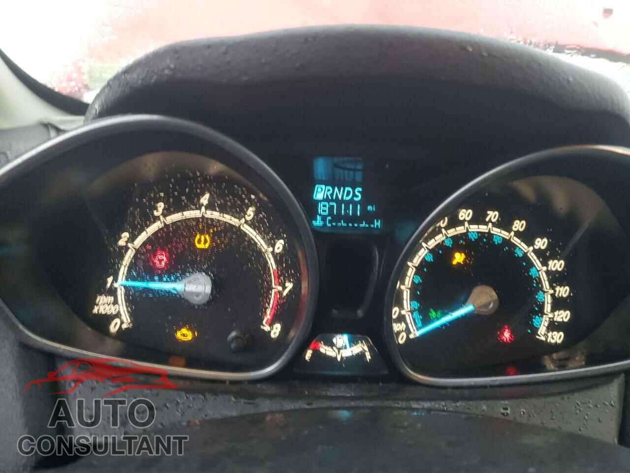 FORD FIESTA 2015 - 3FADP4EJ2FM101882