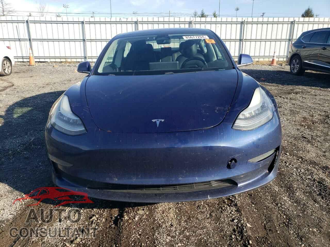 TESLA MODEL 3 2018 - 5YJ3E1EB0JF095189