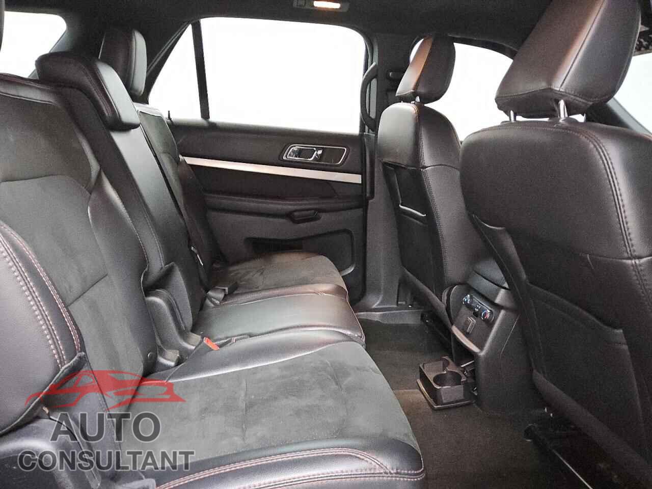 FORD EXPLORER 2018 - 1FM5K8D88JGA61969