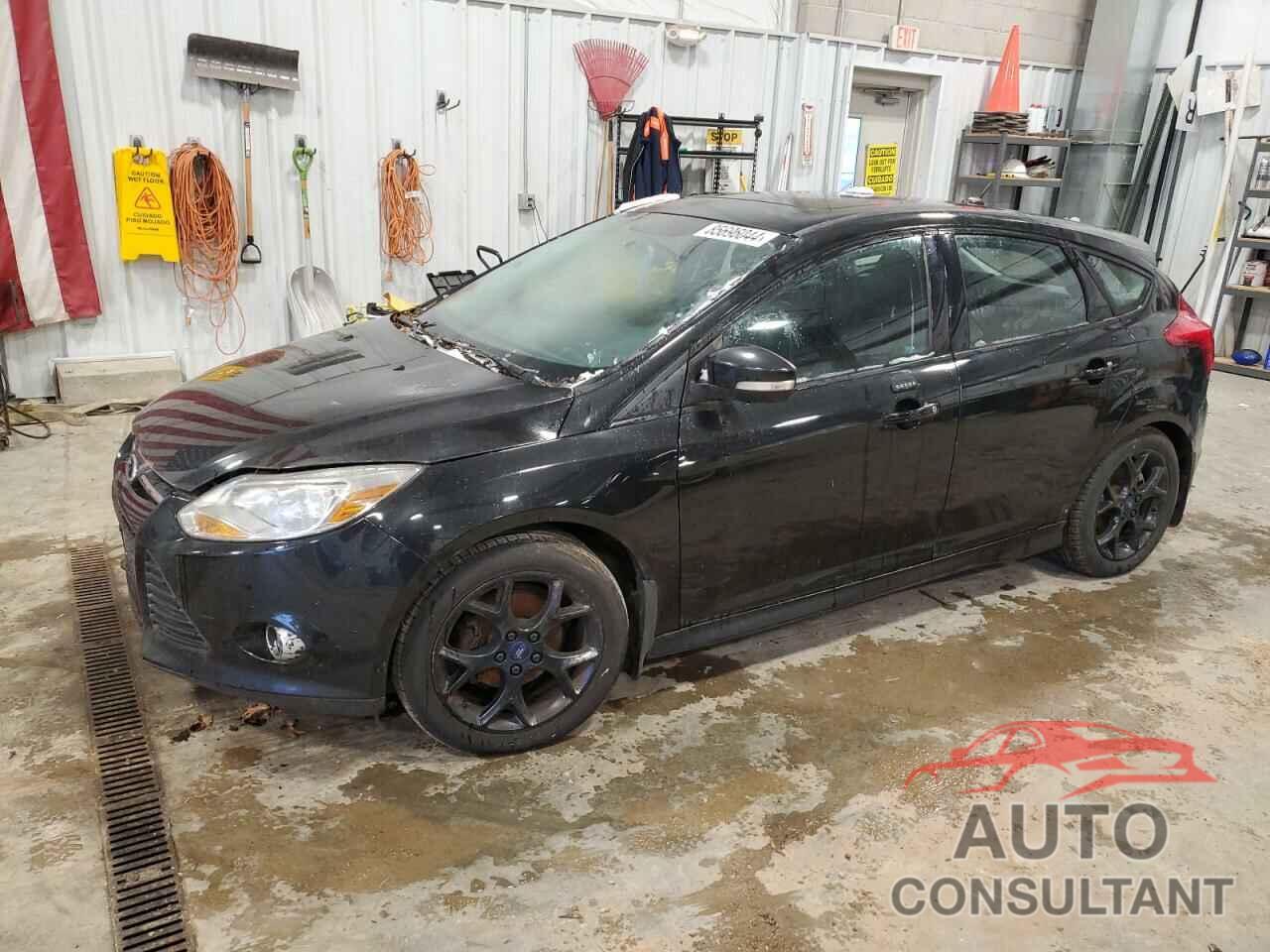 FORD FOCUS 2014 - 1FADP3K2XEL346646