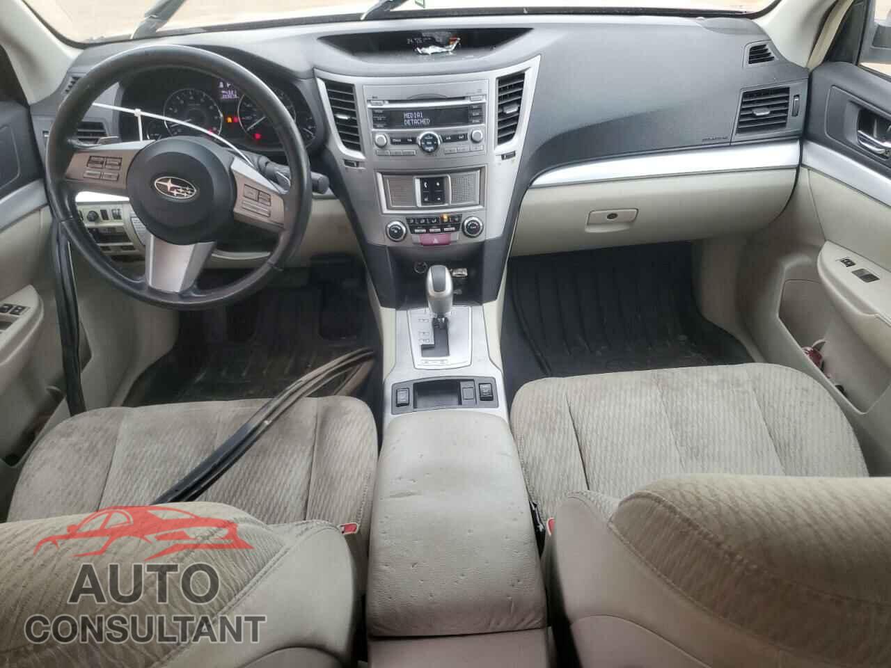 SUBARU OUTBACK 2011 - 4S4BRBCC7B3374747