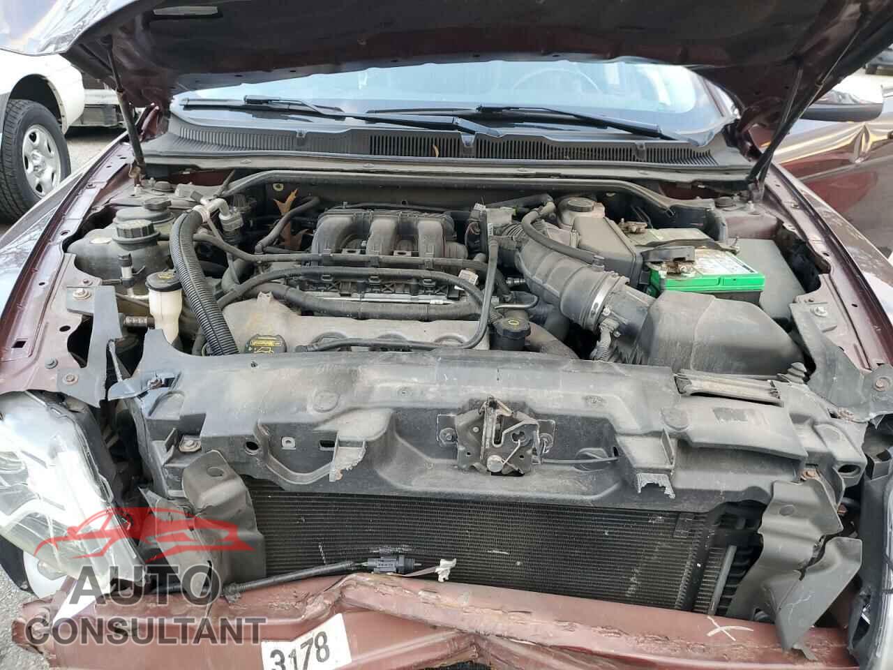 FORD TAURUS 2010 - 1FAHP2FW3AG118659