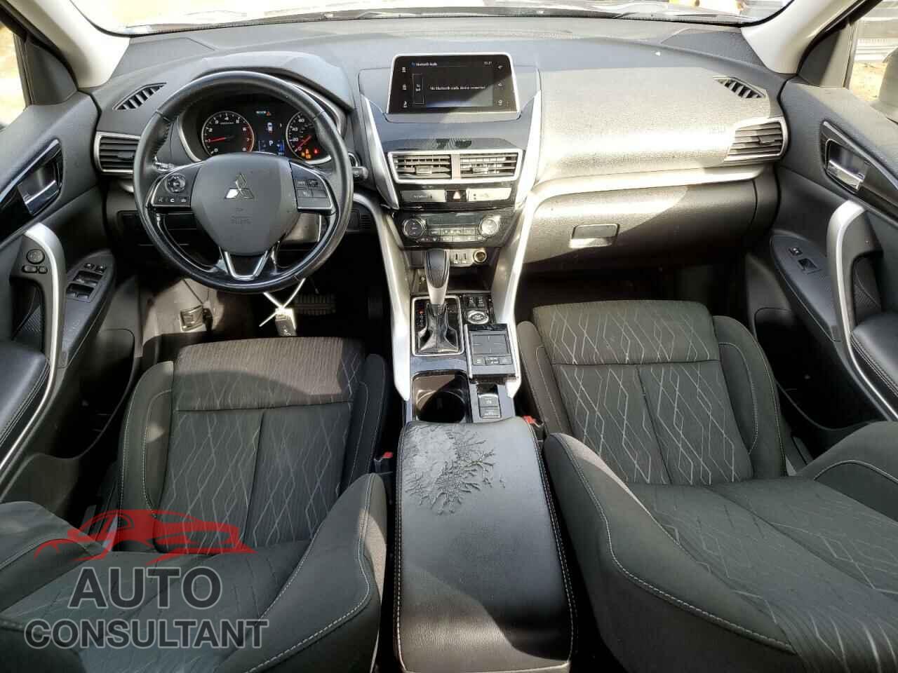 MITSUBISHI ECLIPSE 2018 - JA4AT5AA8JZ051155