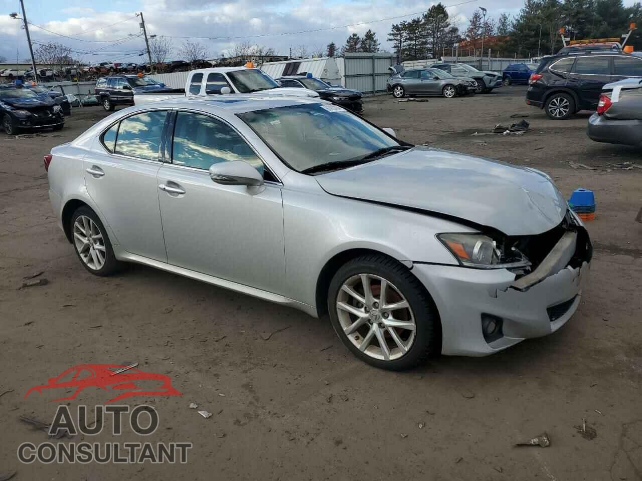 LEXUS IS 2012 - JTHCF5C20C5058301