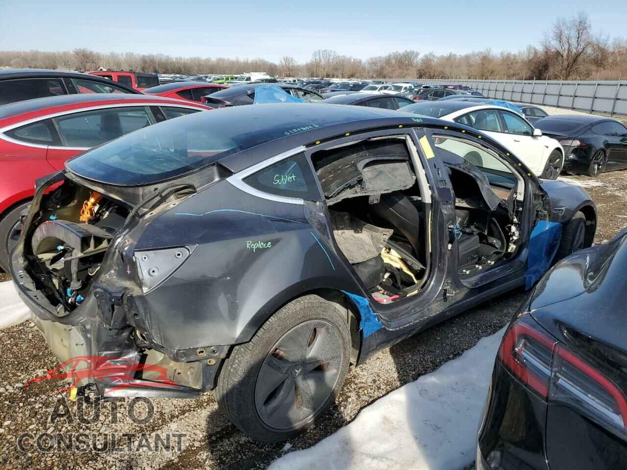 TESLA MODEL 3 2018 - 5YJ3E1EB3JF104001