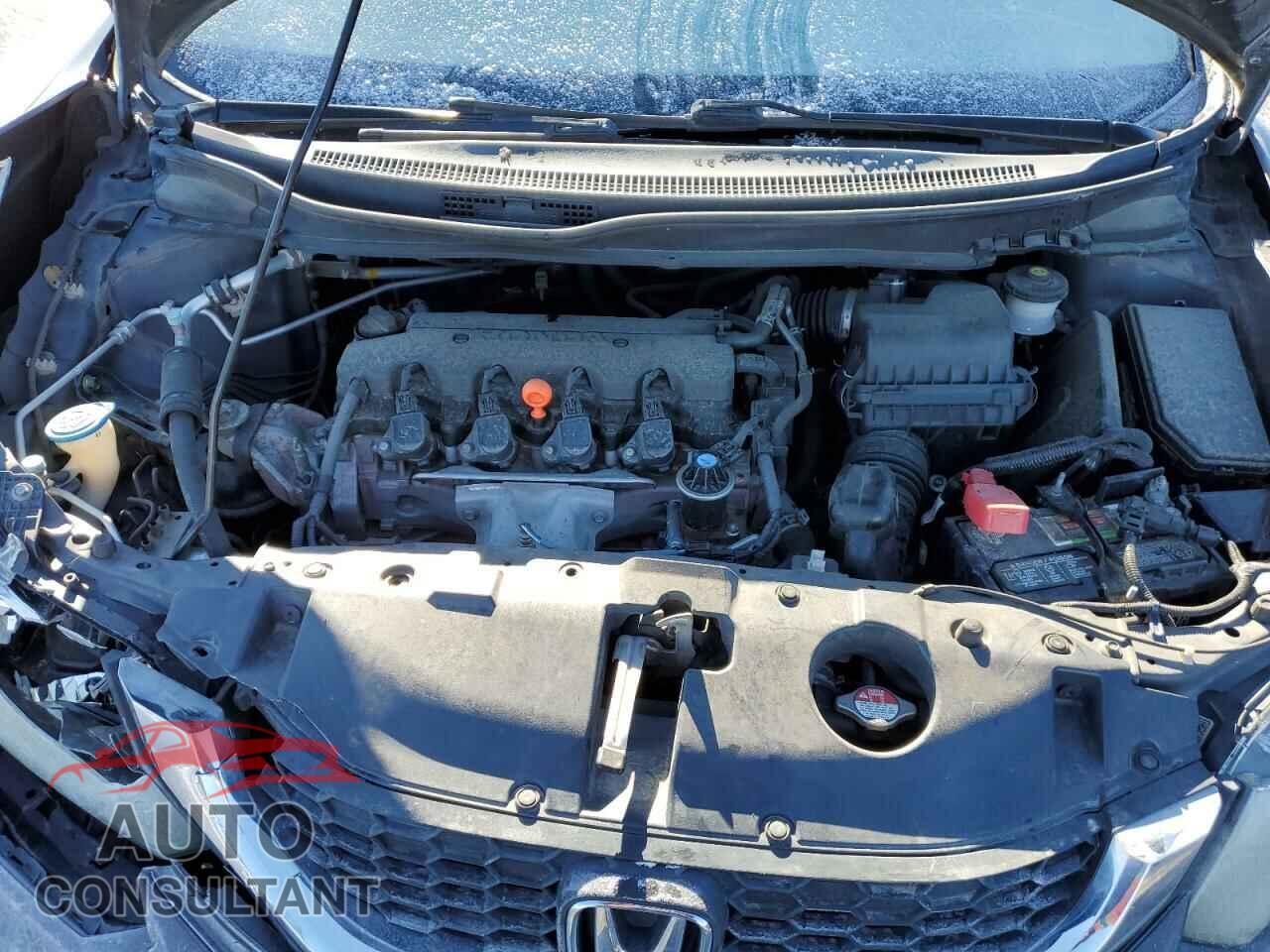 HONDA CIVIC 2013 - 2HGFB2F55DH573532