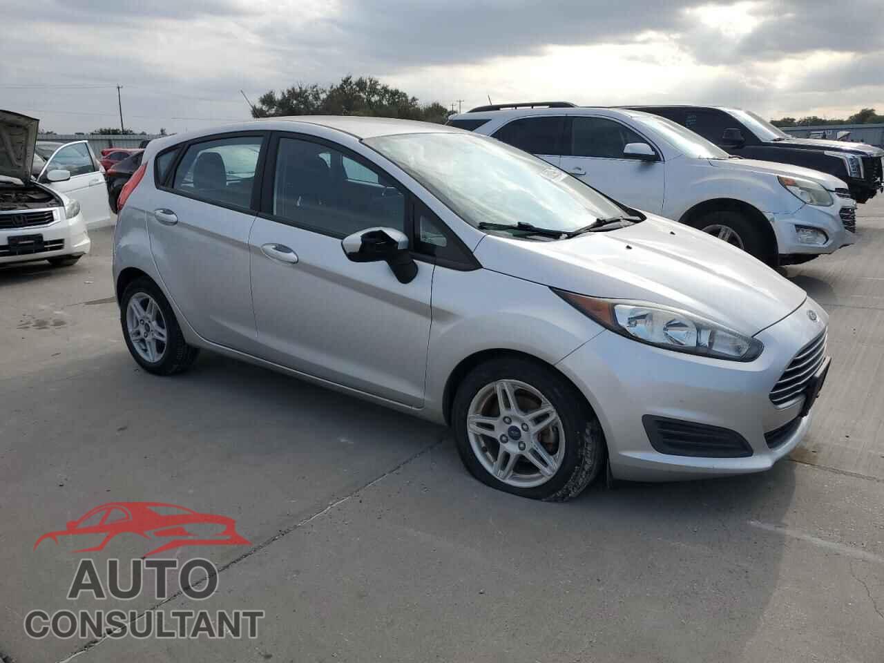 FORD FIESTA 2017 - 3FADP4EJ2HM119608