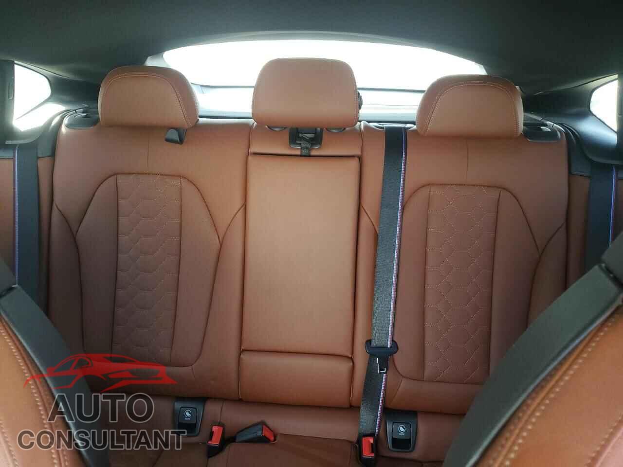BMW X4 M 2023 - 5YM23EC06P9P53473