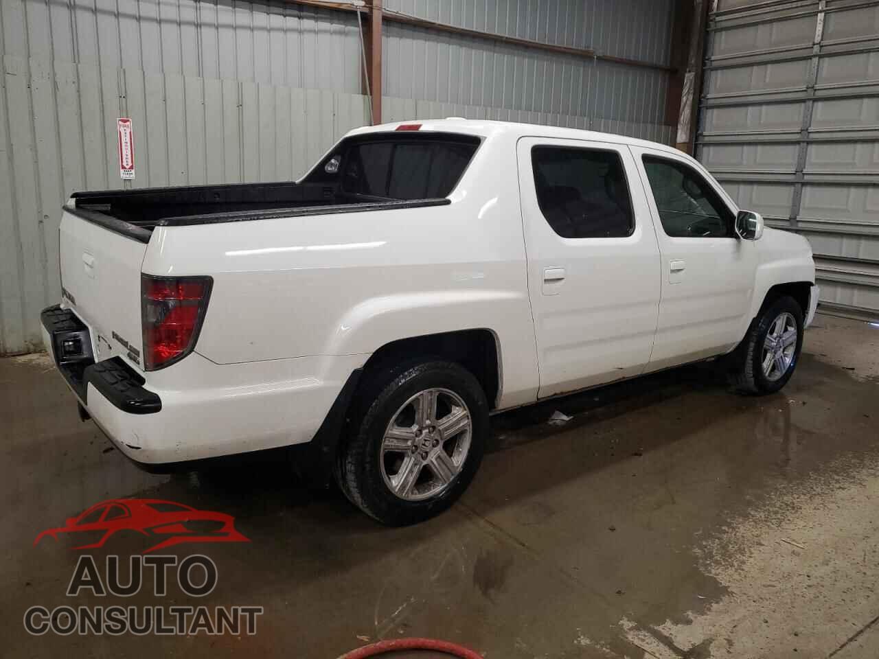 HONDA RIDGELINE 2013 - 5FPYK1F54DB018750