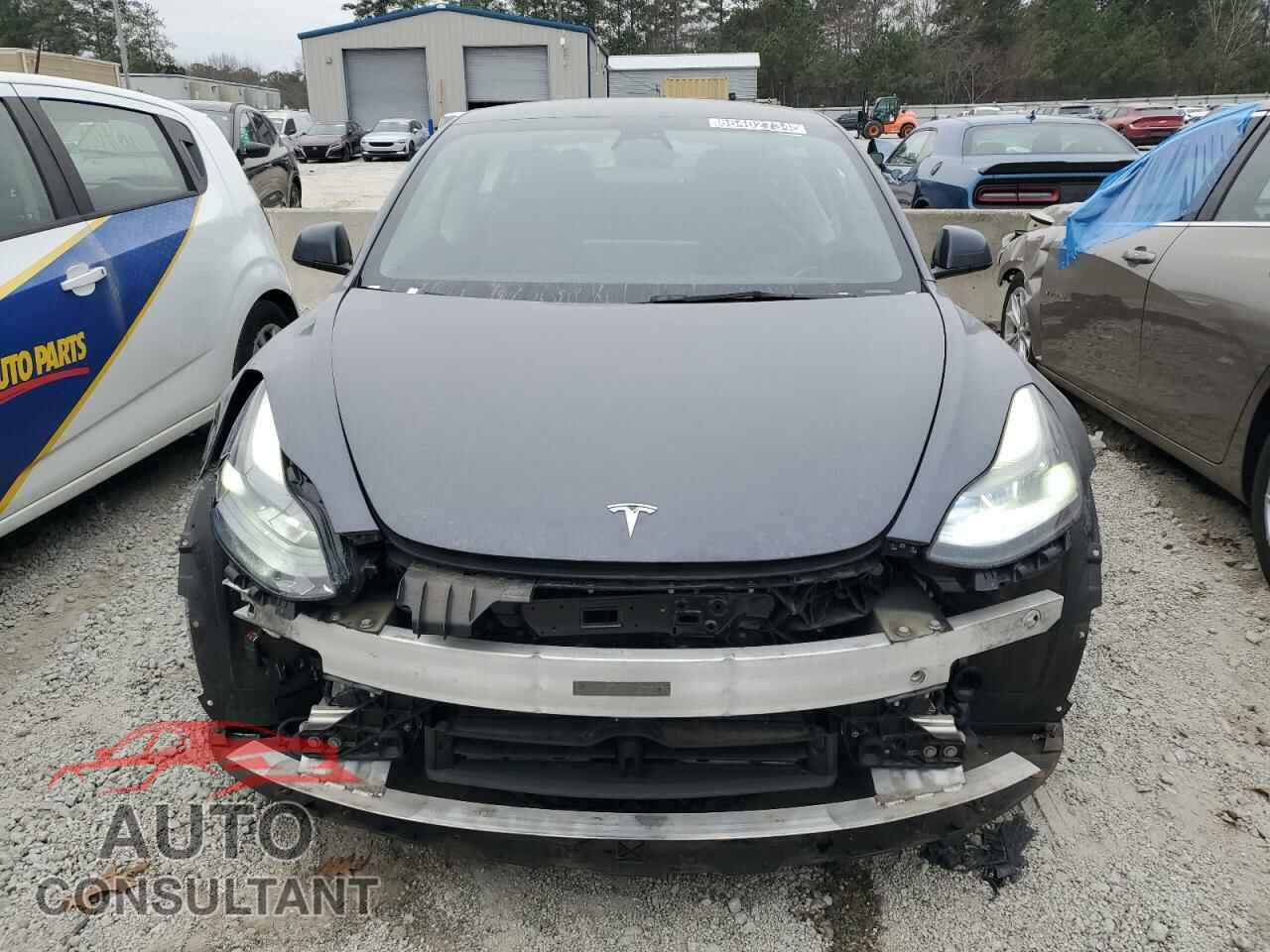 TESLA MODEL 3 2022 - 5YJ3E1EA0NF369083