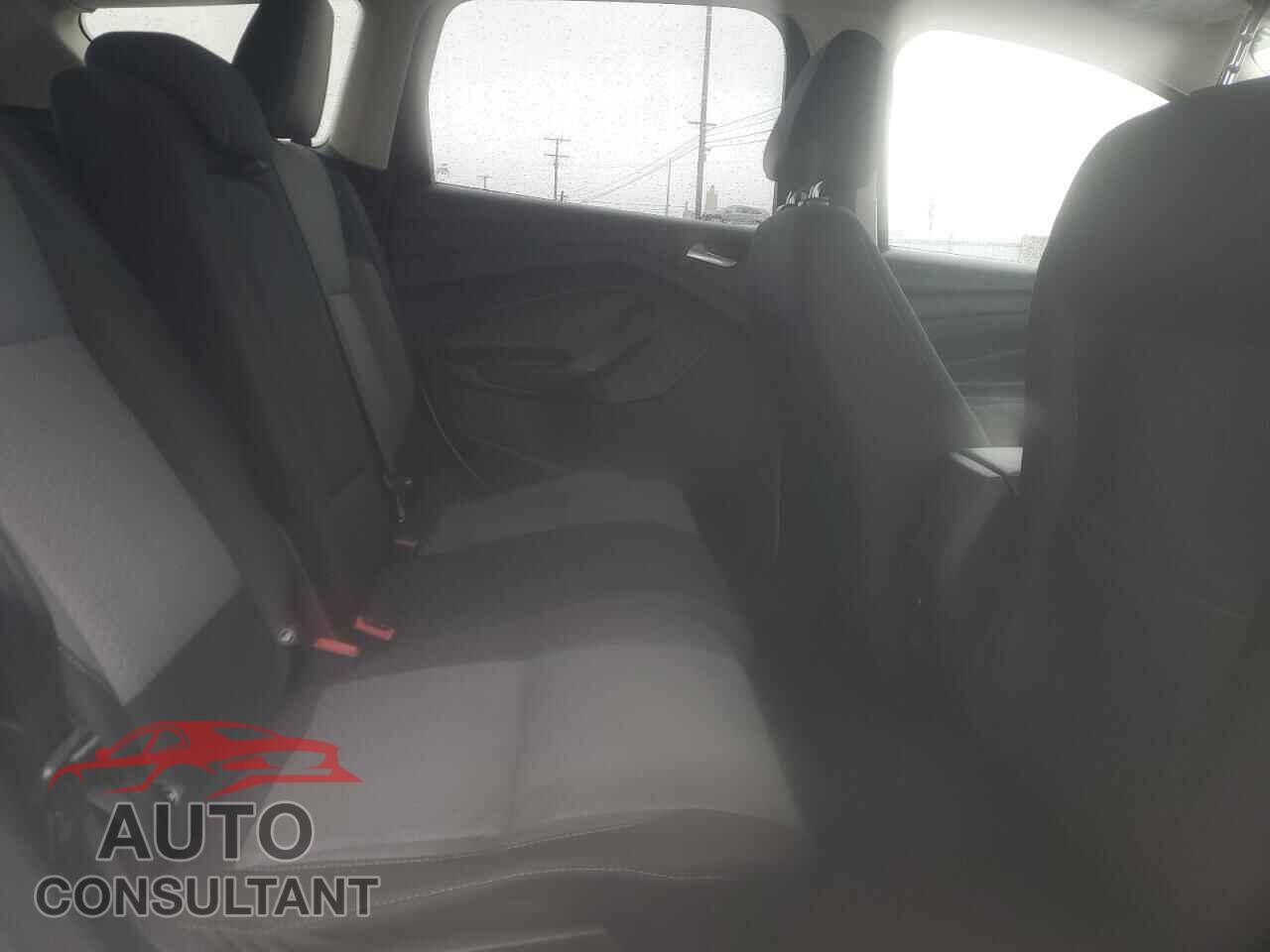 FORD ESCAPE 2017 - 1FMCU9GD9HUE49871