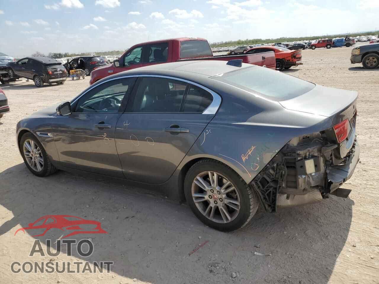 JAGUAR XE 2017 - SAJAD4BG6HA956407