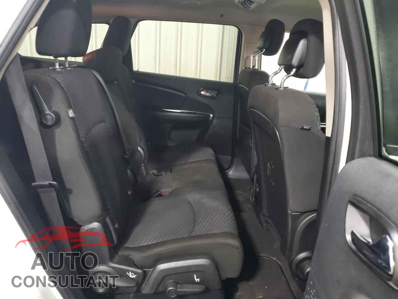 DODGE JOURNEY 2015 - 3C4PDCBG6FT529169