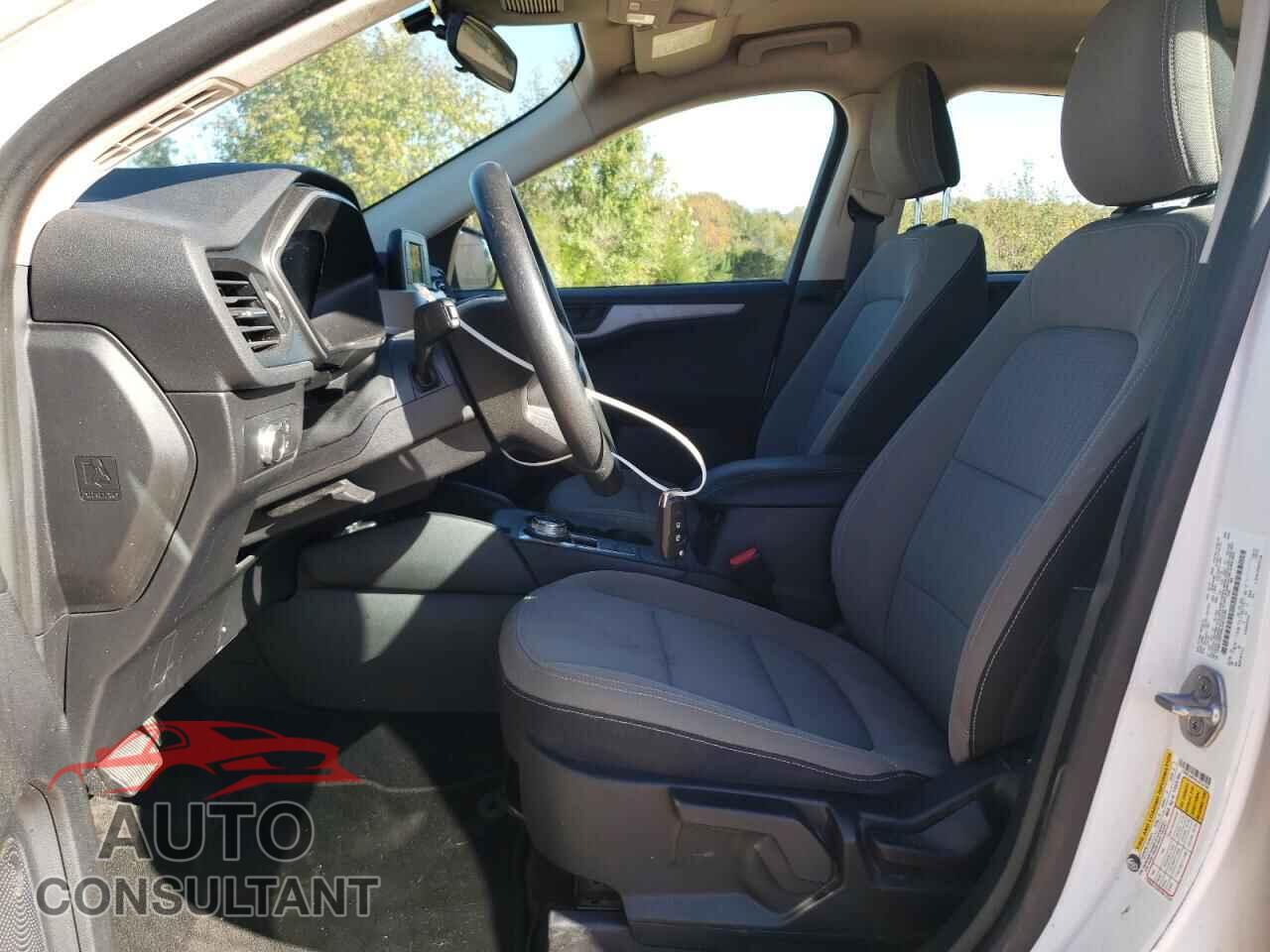 FORD ESCAPE 2020 - 1FMCU0F64LUA12156