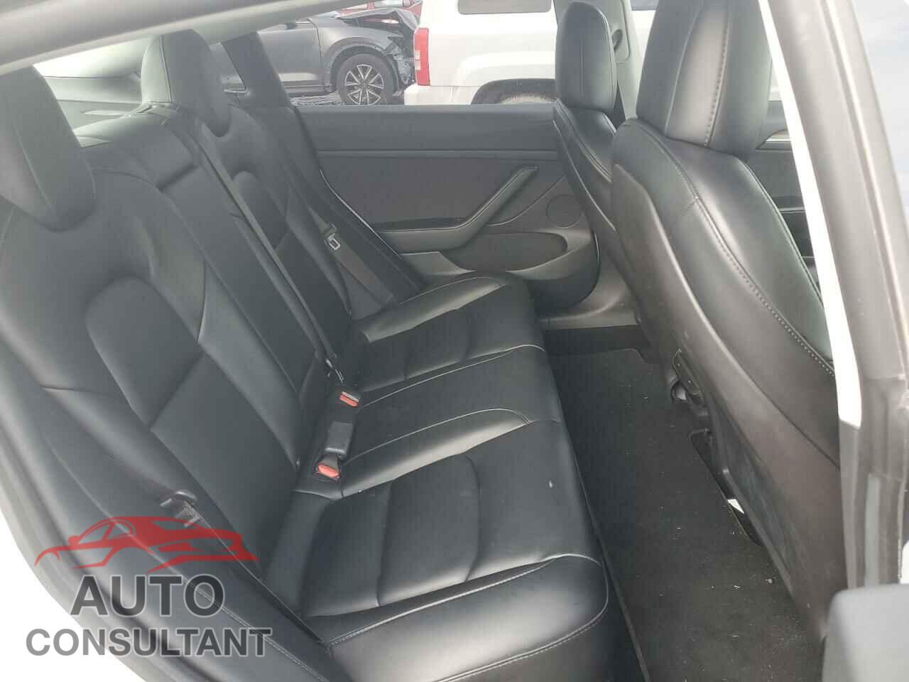 TESLA MODEL 3 2021 - 5YJ3E1EA3MF996276