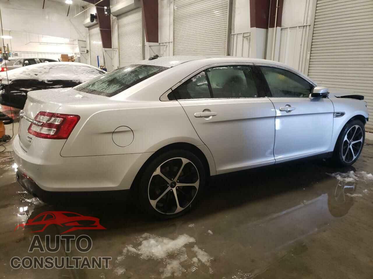 FORD TAURUS 2015 - 1FAHP2H86FG172124