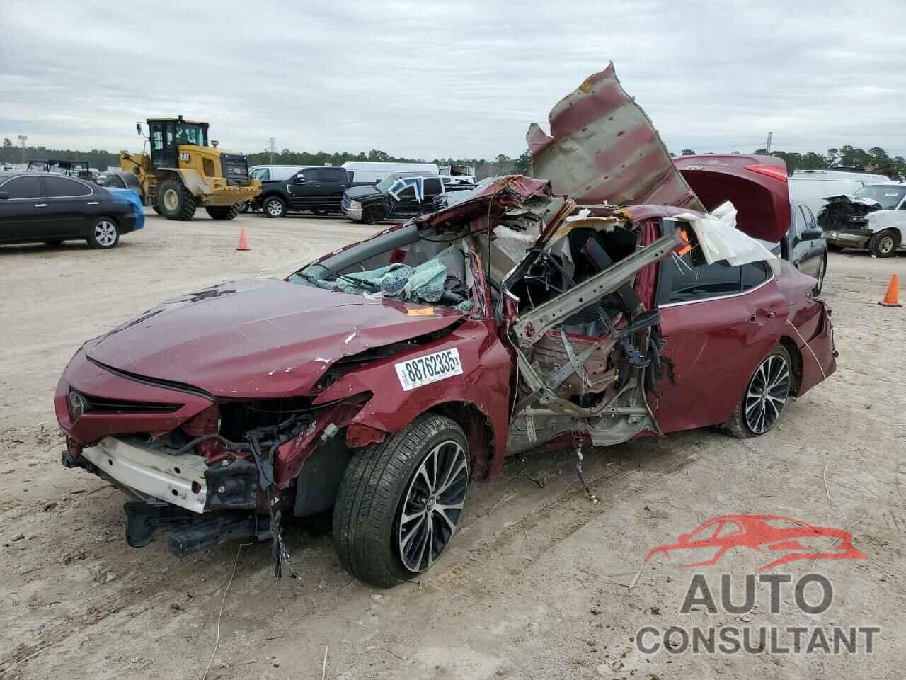 TOYOTA CAMRY 2018 - 4T1B11HK7JU567622