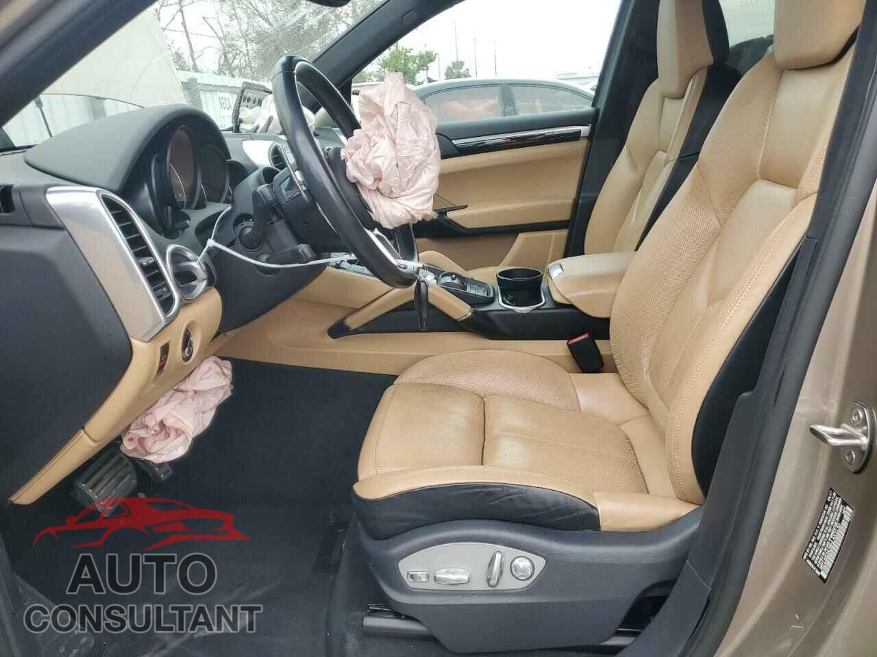 PORSCHE CAYENNE 2017 - WP1AB2A28HLA53130
