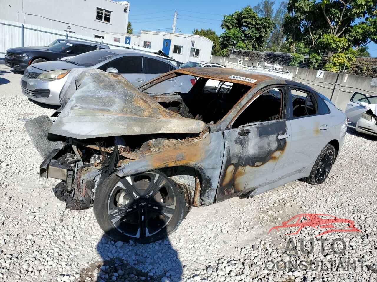 KIA K5 2024 - 5XXG64J28RG237819