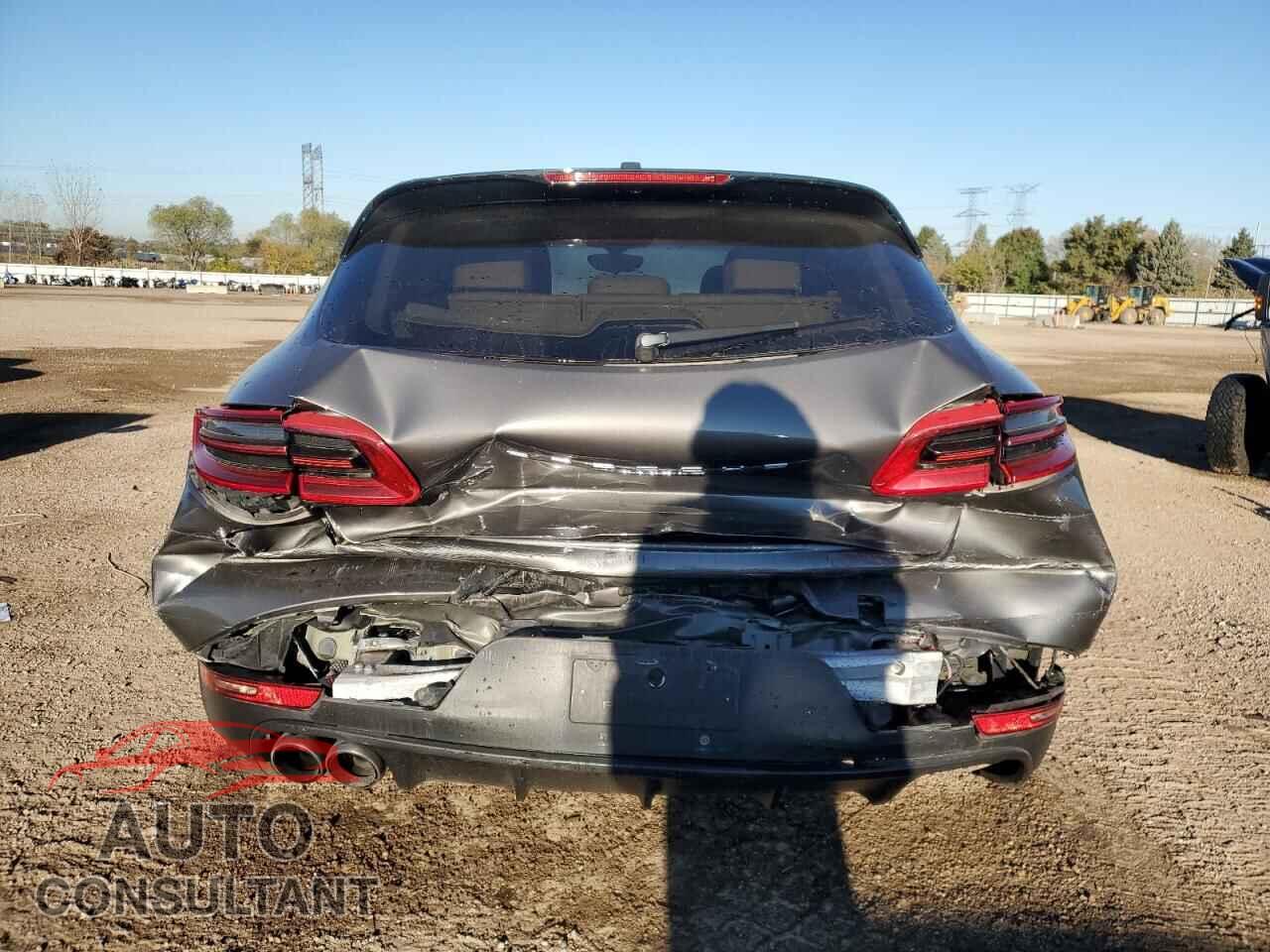 PORSCHE MACAN 2015 - WP1AB2A50FLB56369