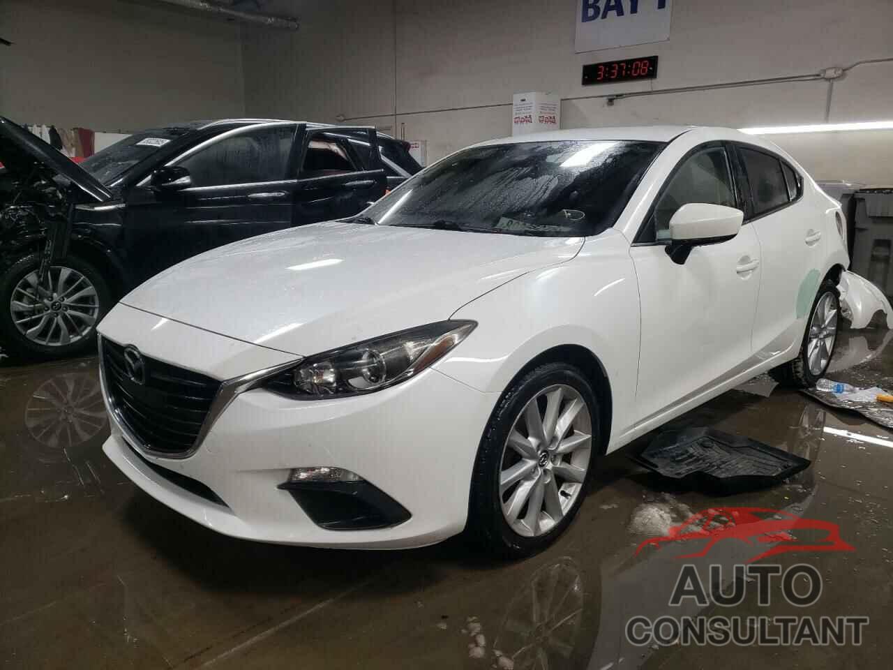 MAZDA 3 2016 - JM1BM1U74G1325684