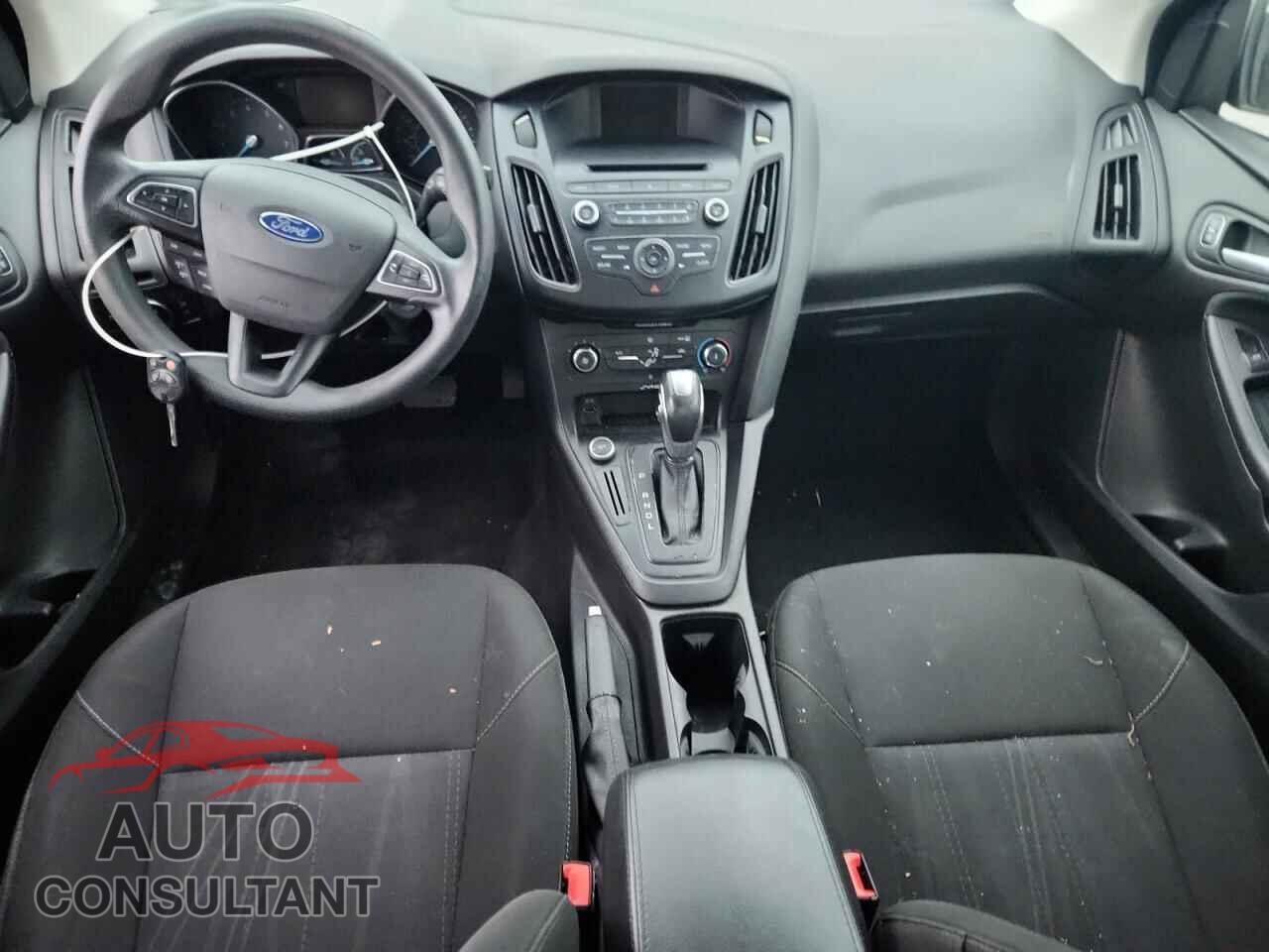 FORD FOCUS 2016 - 1FADP3F26GL207367