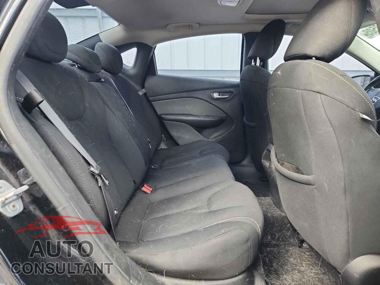 DODGE DART 2013 - 1C3CDFBAXDD329043