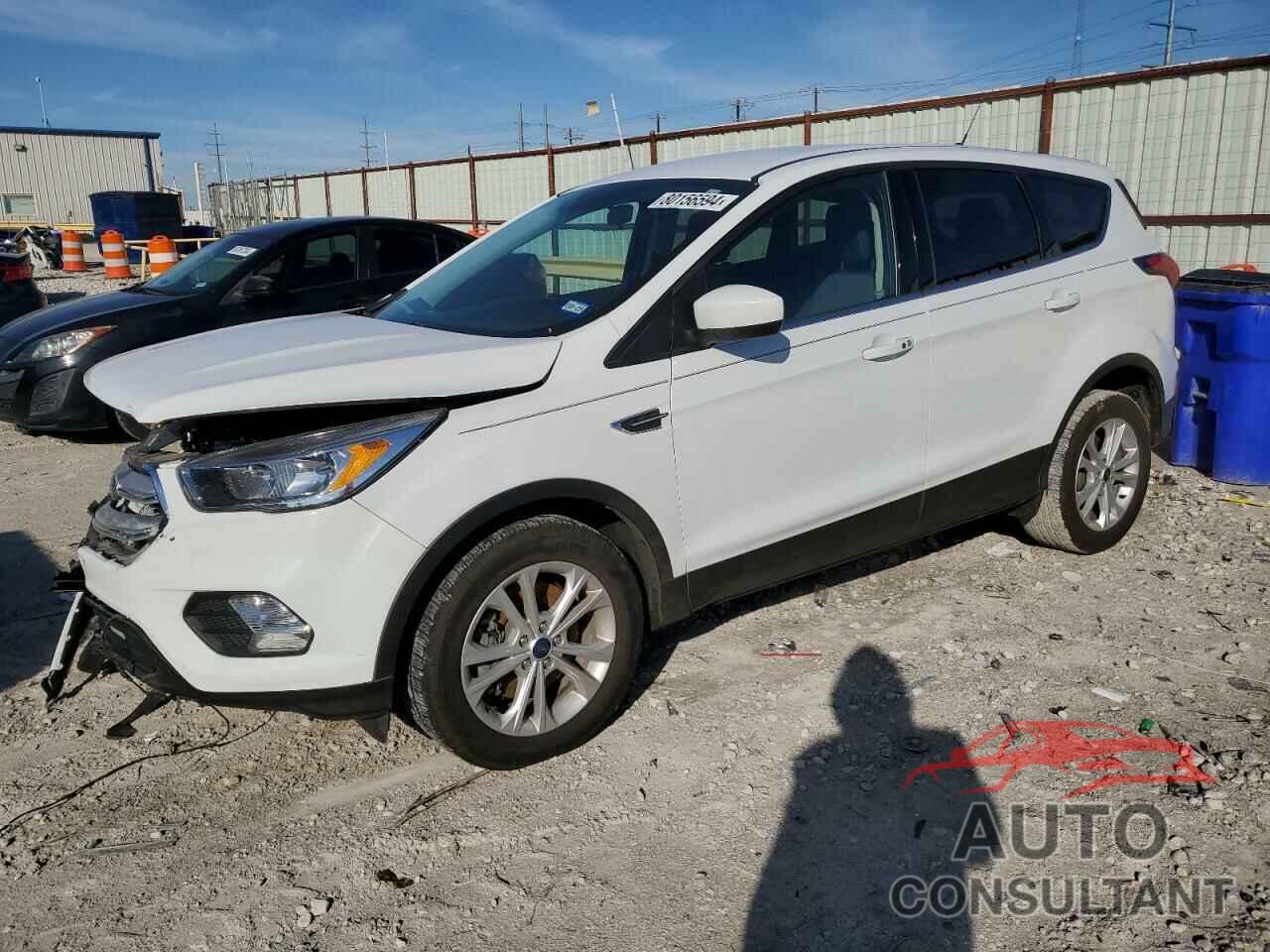 FORD ESCAPE 2019 - 1FMCU0G93KUB33574