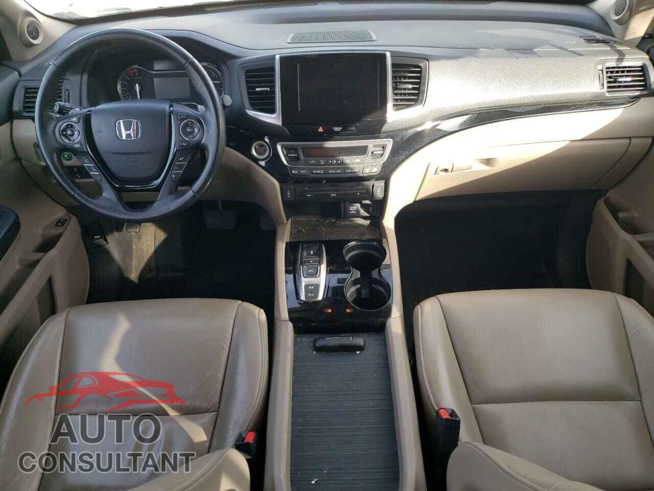 HONDA PILOT 2018 - 5FNYF6H94JB036168