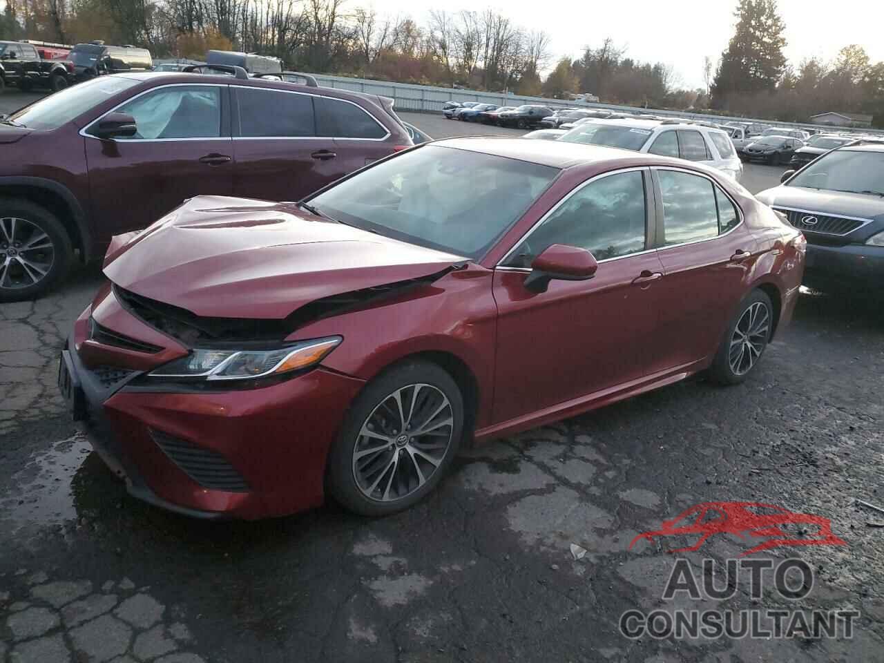 TOYOTA CAMRY 2018 - 4T1B11HK0JU530864