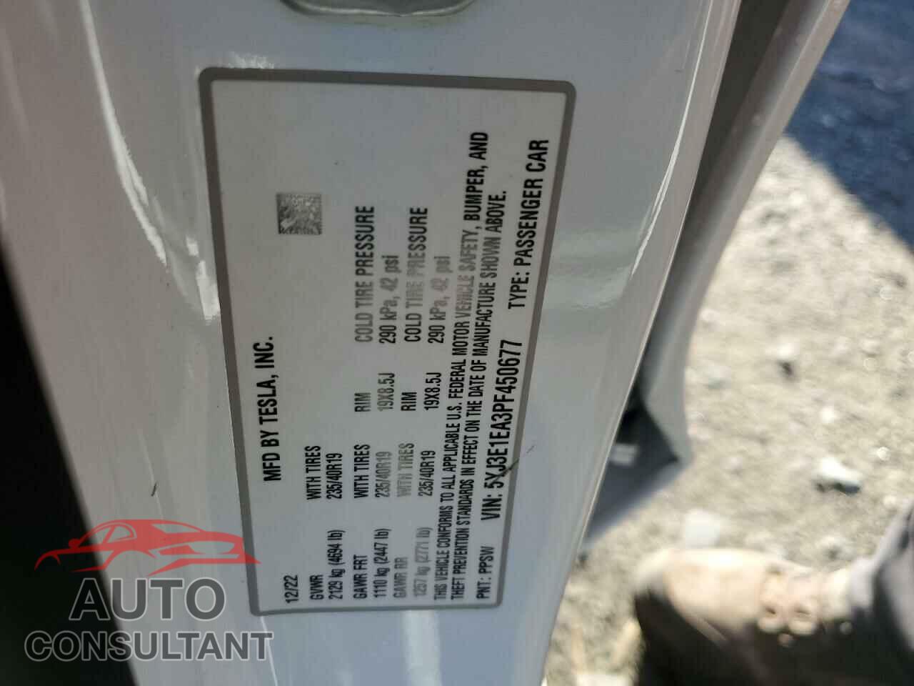 TESLA MODEL 3 2023 - 5YJ3E1EA3PF450677